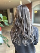 ディスコ(DISCO) ブリーチカラー カット