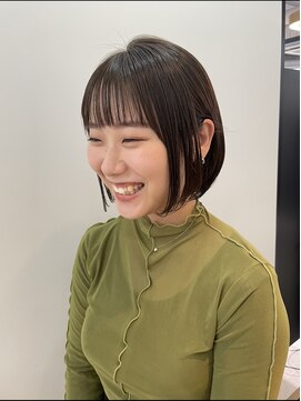 ファイブバイジエクト 堀江(FIVE by The Ect) ぱつっとボブ　切りっぱなしボブ　ボブヘア　前髪ありボブ
