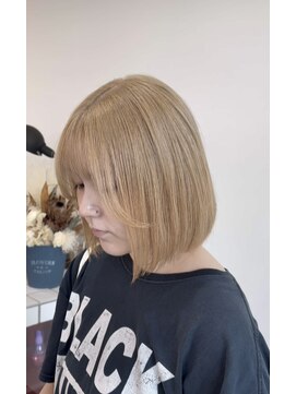 ライフイズ プレジャー 磐田中泉店(Life is… PLEASURE) milk tea beige / blonde