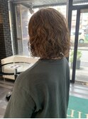 Aラインのカーリーボブが大人可愛い♪