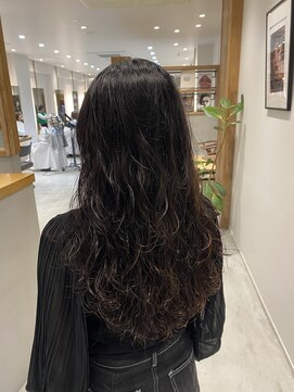 シアン 矢場町店(CYAN.) 大きめウェーブパーマ