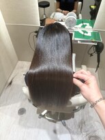 エレノア 四条烏丸店(Eleanor)&nbsp;【山地】過去のダメージ毛も扱いやすく！美髪矯正の仕上がり