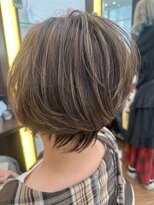 ユニックス イオンモール北戸田店(UNIX)&nbsp;【50代】白髪ぼかしハイライト＆ローライト×レイヤーショート