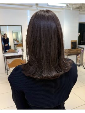 ディフィーノ 赤坂(DIFINO) くびれミディアム/ダークブラウン/レイヤーカット/ヨシンモリ