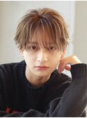 フェザーパーマセンターパートニュアンスパーマ韓国マッシュ黒髪