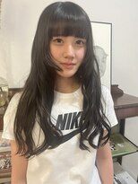 ヘアーアイストゥーレ(HAIR ICI TRE)&nbsp;ロング　前髪　ぱっつん　ふわふわ　担当阿知波