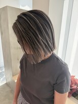 デコラソラン 本川越(DECORA SORAN) 派手過ぎないハイトーン*シャドールーツ【本川越】