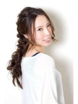 ディセンタージュ ヘアーメイク(DECENTAGE hair make) バックスタイルが可愛い編みこみスタイル