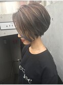 ミヤザキスタイル  耳かけ大人なハンサムショート
