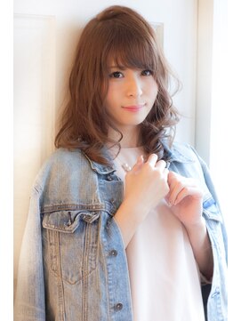 ヘアーワークス ヘルム 渋谷店(HAIR WORKS HELM) [HELM渋谷］ふんわりレイヤー×シアーベージュ