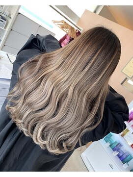 オハナ(OHANA) コントラストバレイヤージュ