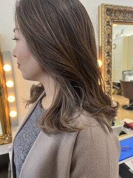 コワファースト させぼ五番街店(COIFF1RST) ベージュインナー★