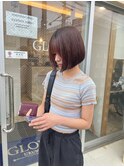 暖色カラーにボブスタイル