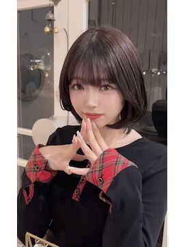 ネウィ 広島(newi) ワンレンボブ前下がりショート内巻きワンカール鎖骨ミディアム