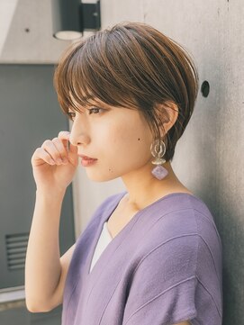 ガーデンヨコハマエスト(GARDEN YOKOHAMA est) ショート　ショートボブ　ハイライトカラー　縮毛矯正　夏