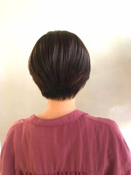 首元すっきり◎美シルエットショートボブ