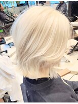 レジーナ トリドール(REGINA Tri'or)&nbsp;ホワイトブロンド