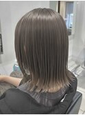 【四条烏丸】ブリーチなしでオリーブグレー×レイヤーボブ