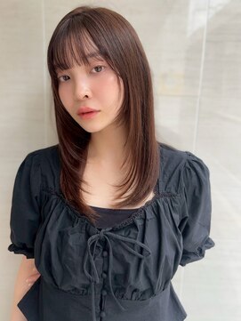 オーロ(ORO) ローレイヤーで叶える大人ミディアムスタイル