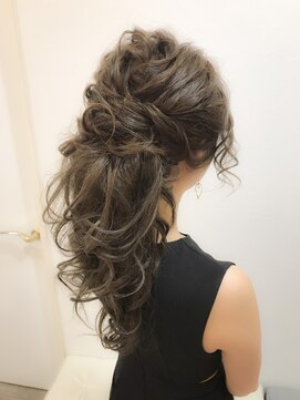 ファレ(Phalae) ふんわりポニー