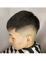 バーバー スタジオ ラフテル(Barber Studio RAFTEL)&nbsp;クロップスキンフェード