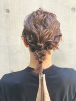 ディア(.eer)&nbsp;ミディアムで作る！編み込み×編みおろし☆