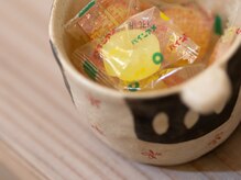 『パインアメ』でもどうぞ。