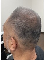 バーバーティー(Barber Tt)&nbsp;ソフトモヒカンカット【ショートタイムグレーカラースタイル】