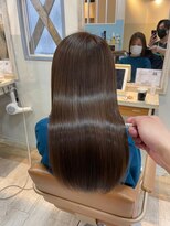 ジーナ 本八幡(Zina)&nbsp;大人かわいい20代30代40代小顔ショコラベージュ　Zina本八幡