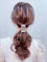 アトリエビューティーアミュ(atelier beauty AmU) 結婚式 二次会 デート お呼ばれ 巻き下ろしポニーフック