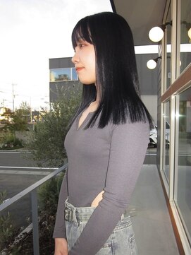 エムサロン 高崎あら町テラス店(emusalon) 【茉雪】ブルーブラックで艶々に