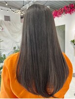 ファムエリア(FEMME AREA)&nbsp;オリーブカラー グレージュ  ダブルカラー ブリーチ