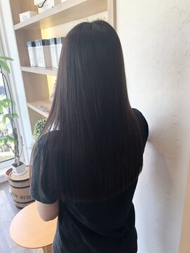 フラップ(FLAP) 艶髪ロング