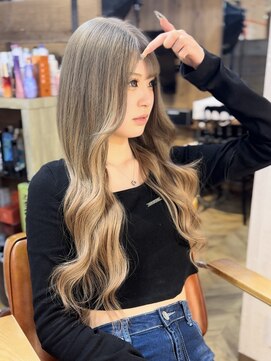 ソル(S.O.L) 夏だ！ブリーチカラーだ！エクステだ！