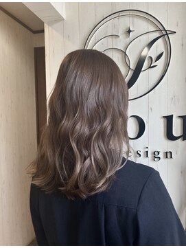 イコウヘアデザイン(icou hair design) ツヤ感UP！オリーブグレージュ☆