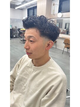 ユニバーストーキョー 池袋西口店(universe tokyo) フェードパーマスタイル