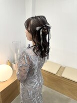 バド(bado)&nbsp;ヘアセット/お呼ばれヘア/パーティーヘア/ハーフアップお団子