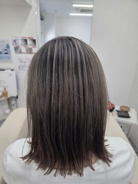 ラレデンシ 仙台東口店(LA LEDENSI) シャドールーツ