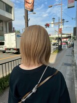 ブロッサム 熊谷店(Blossom) ボブベージュデザインカラー外ハネ熊谷ブリーチツヤ