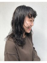 フロート 小阪店(float)&nbsp;黒髮ウェーブ_外ハネボブ,アッシュブラウン,ネオウルフ