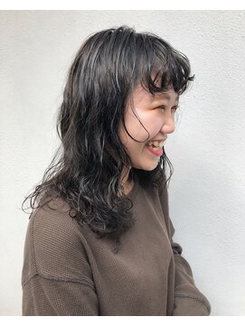 フロート 小阪店(float) 黒髮ウェーブ_外ハネボブ,アッシュブラウン,ネオウルフ