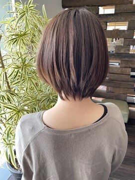 エントランスデパーチャー(ENTRANCE DEPARTURE) 【YuKuRu  HAIR  FACTORY 】３６０度可愛いショートボブ