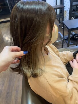 マヒカ(MAGICA) オリーブベージュ×ベージュ