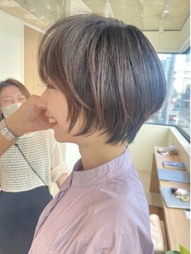 コンティロミー(CONTI ROMMY.) 20代30代40代50代☆小顔似合わせ☆ひし形ショートボブ