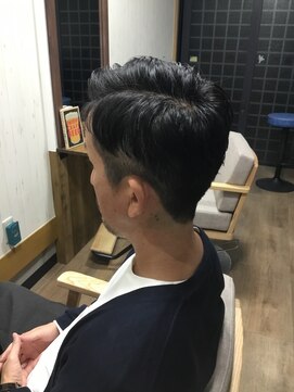 フォーシーム(Four seam) ツーブロック　ショート