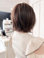 キャアリー(Caary)&nbsp;福山キャアリー20代30代40代50代ぱつんと切りっぱなし外ハネボブ