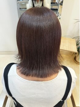 美容室 フラット(FLAT)の写真/髪に優しいオーガニックな薬剤で、髪のダメージを最小限に！自然なツヤのある美しい仕上がりに♪
