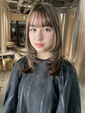 スクリーン(SCREEN) ホワイトグレージュ/デジタルパーマ/チェリーブラウン/元町