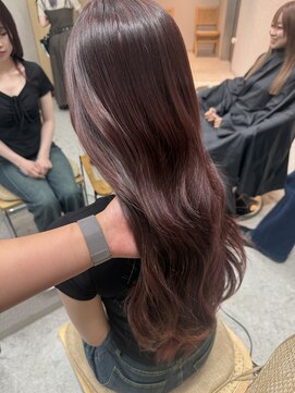 天神美容室 【本松美咲】ワインレッド