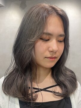 シャルムバイケンジ(Charm.by KENJE) 銀座髪質改善レイヤーカット白髪ぼかしハイライト縮毛矯正有楽町